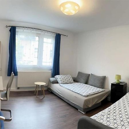 Duesseldorf Messe And Airport, 2-Bedroom Apartment With Kitchen And Garden Duisburg Dış mekan fotoğraf