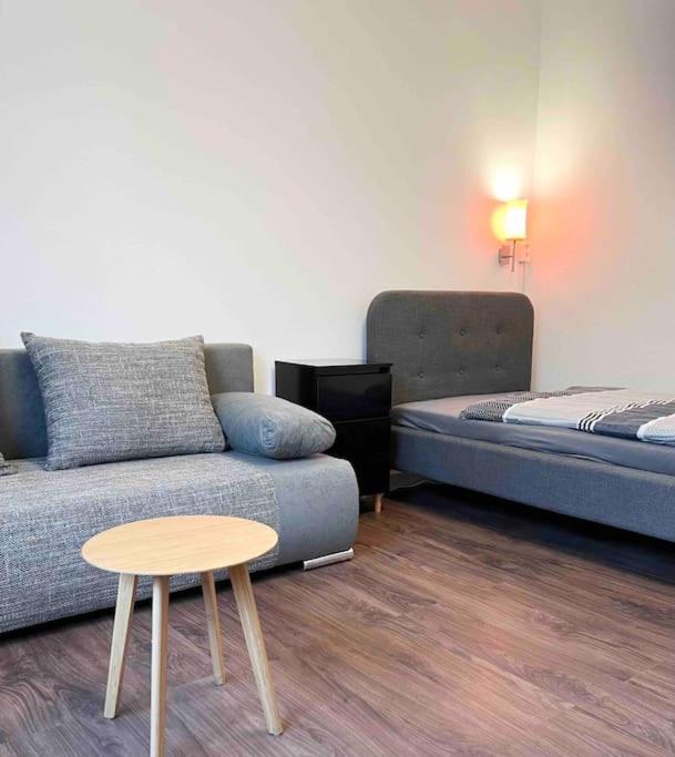 Duesseldorf Messe And Airport, 2-Bedroom Apartment With Kitchen And Garden Duisburg Dış mekan fotoğraf